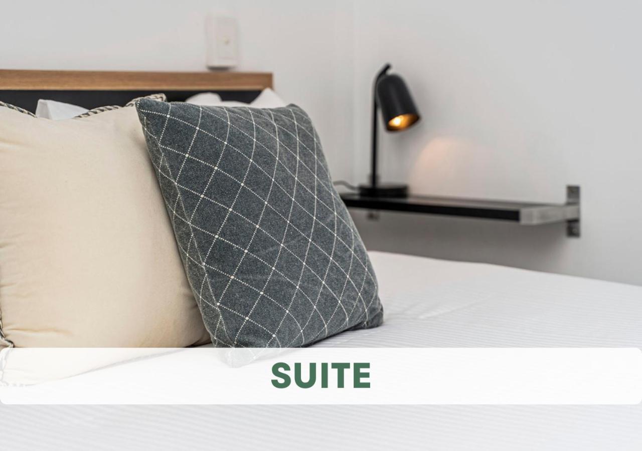 The Swan Valley Hotel Henley Brook Eksteriør bilde